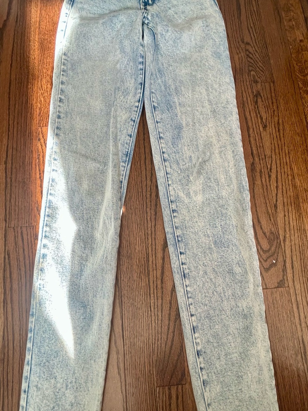 Light Wash Womens Jeans - Classic Straight Leg